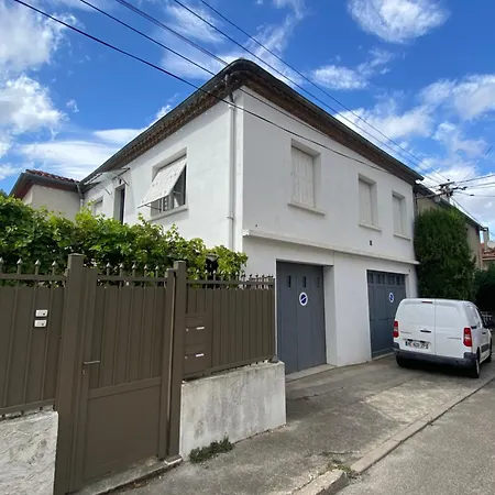 Apartamento Maison De Charme Avec Jardin